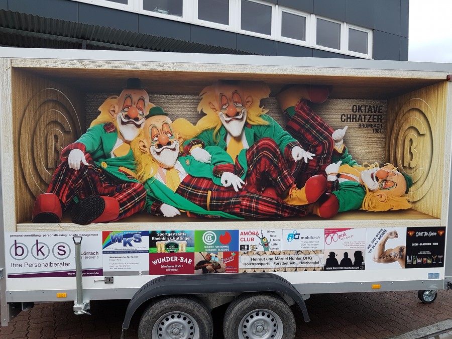 OKTAVE CHRATZER • ANHÄNGER